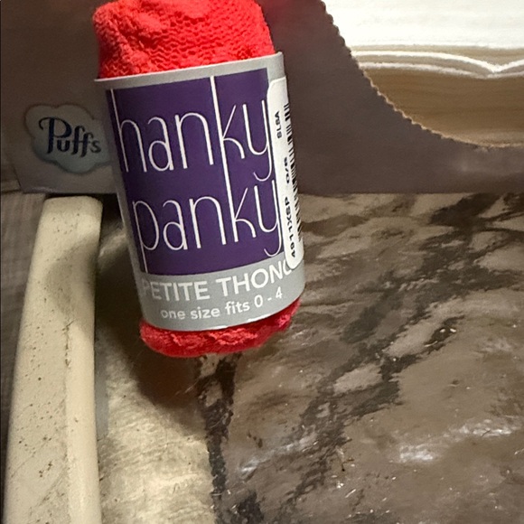 Hanky Panky petite thong size 0-4 - Picture 3 of 6